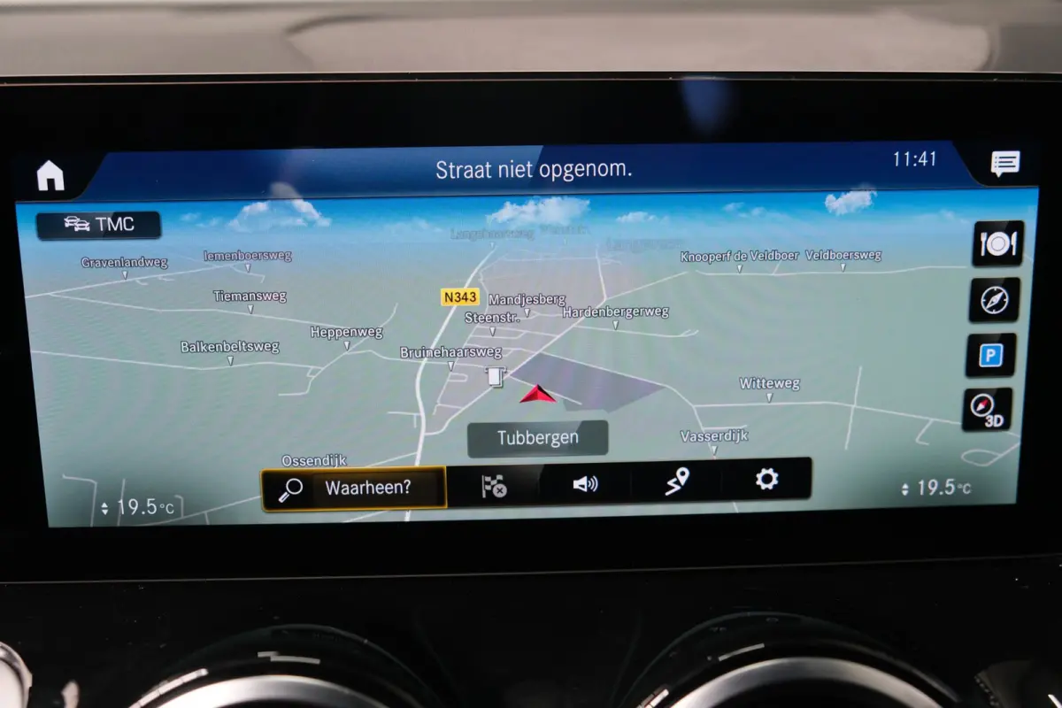 220 D 4MATIC AMG > Grijs kenteken < Airco, Cruise, Trekhaak, Camera, Carplay.