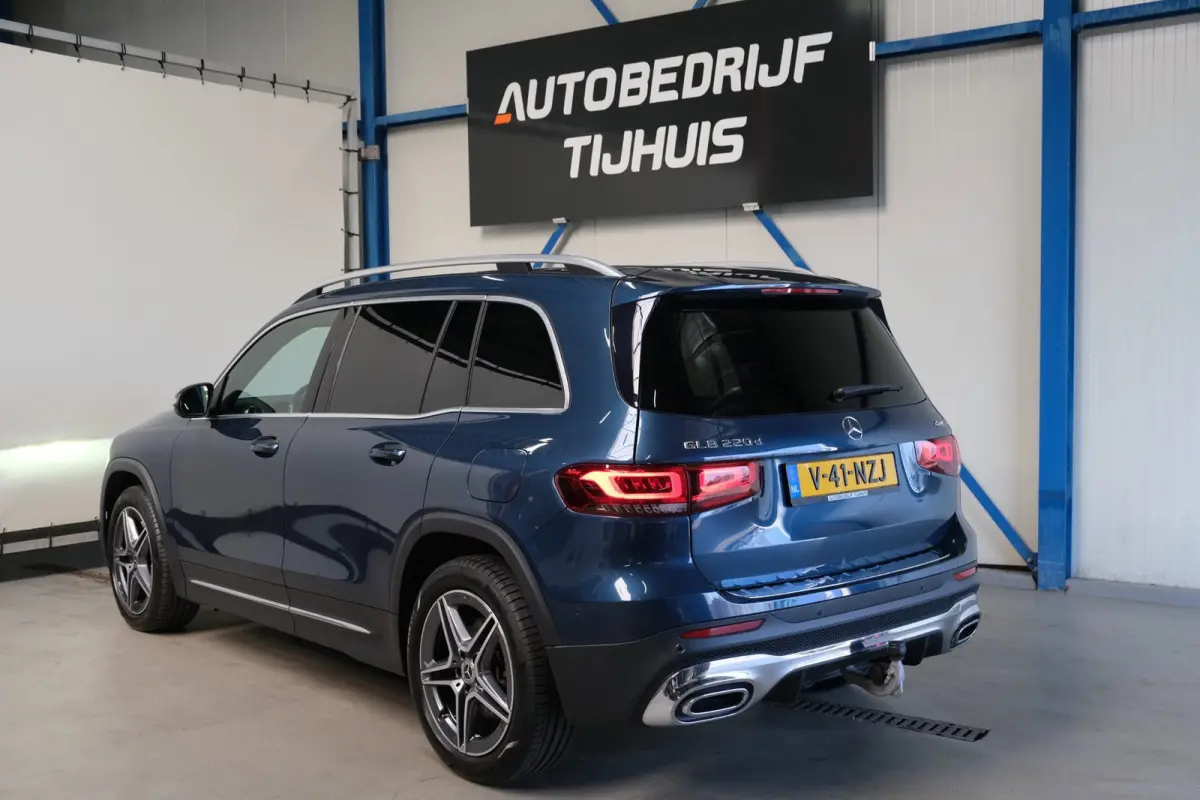 220 D 4MATIC AMG > Grijs kenteken < Airco, Cruise, Trekhaak, Camera, Carplay.