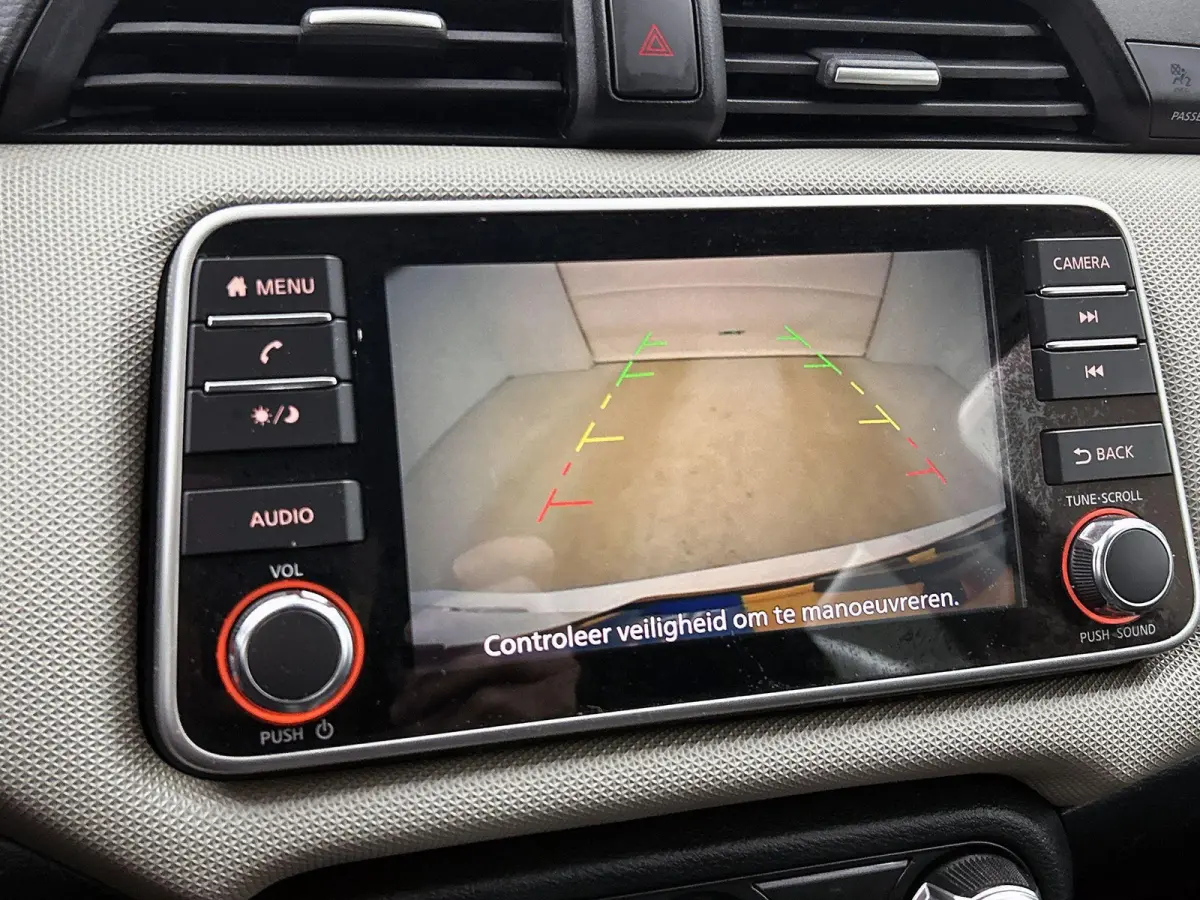 1.0 IG-T N-Connecta | NAVIGATIE | ACHTERUITRIJCAMERA | BLEUTOOTH | CRUISE CONTROL | PARKEERSENSOREN ACHTER |