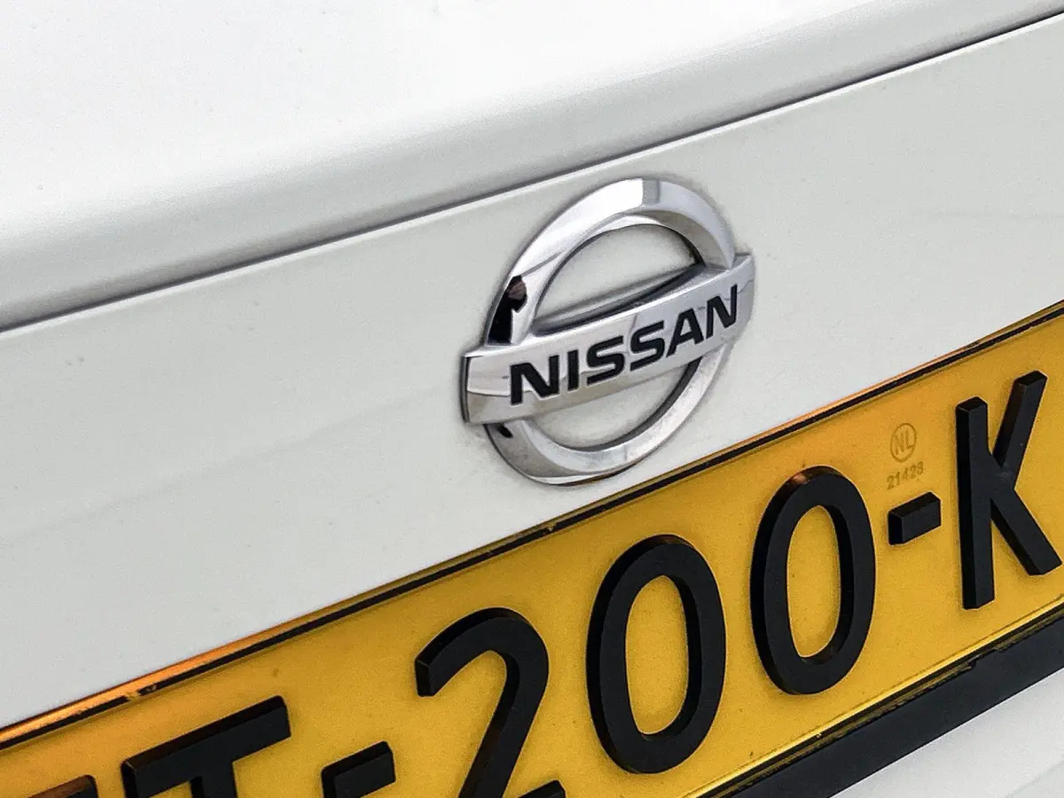 1.0 IG-T N-Connecta | NAVIGATIE | ACHTERUITRIJCAMERA | BLEUTOOTH | CRUISE CONTROL | PARKEERSENSOREN ACHTER |