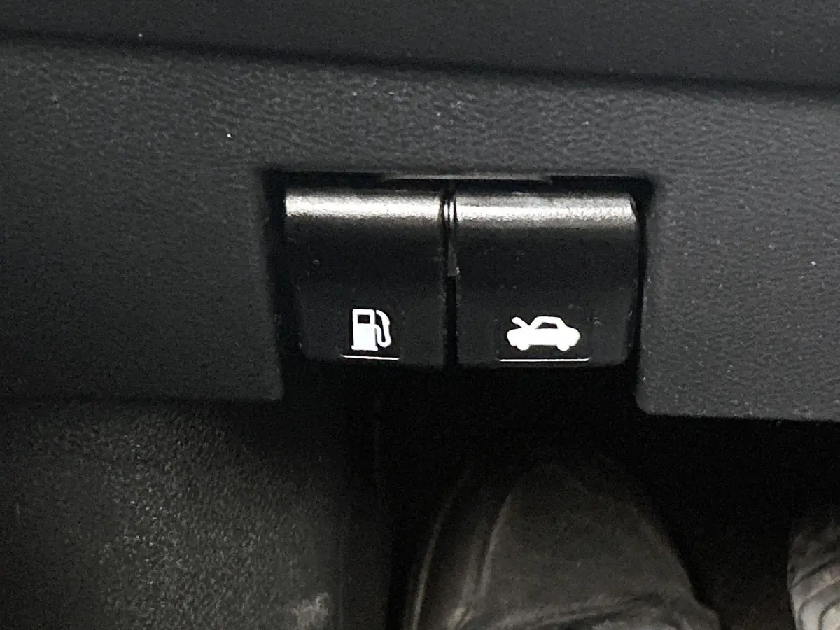 1.0 IG-T N-Connecta | NAVIGATIE | ACHTERUITRIJCAMERA | BLEUTOOTH | CRUISE CONTROL | PARKEERSENSOREN ACHTER |
