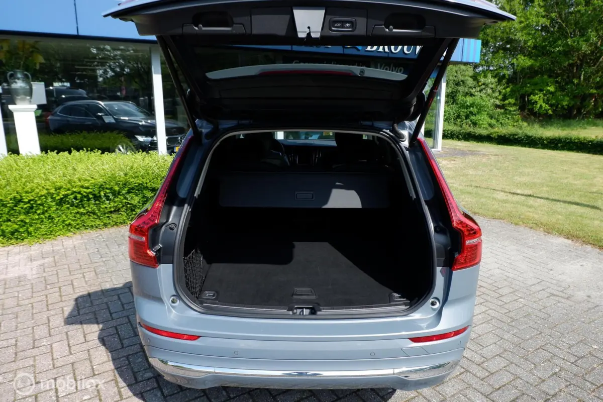 AWD T6 350PK PIH LONG RANGE PLUS BRIGHT | PANO | ACC | CLIMATE PACK
