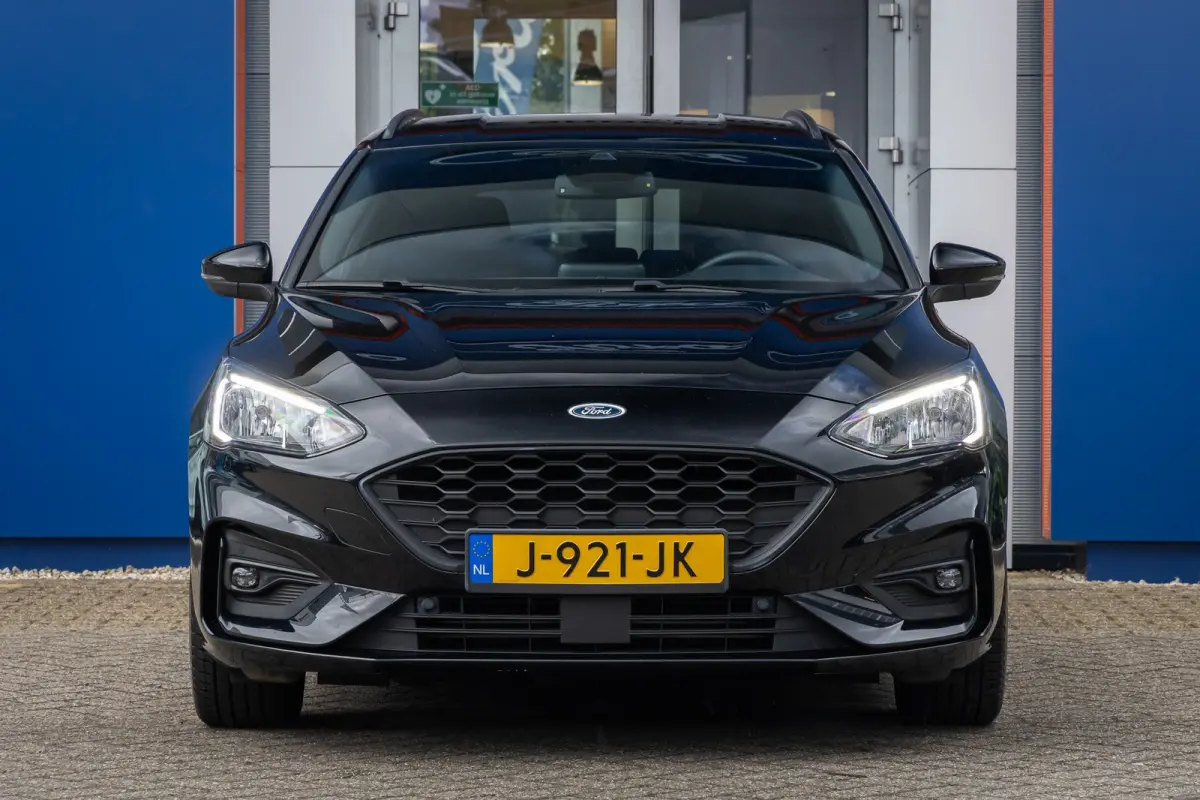 1.0 EcoBoost ST Line Business | Stoel/stuur/voorruit verwarming | Apple Carplay/Android Auto | Cruise control | Clima | Parkeersensoren voor en achter | Airco (automatisch) | Apple Carplay/A