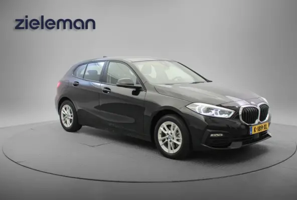118i Business Edition Automaat - Digitaal Cockpit, Carplay, Cruise, PDC