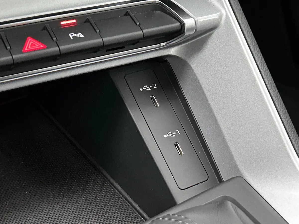 35 TFSI Advanced edition 150 PK | Automaat | Navigatie | Achteruitrijcamera | Virtuele Cockpit | Parkeersensoren | Elektrische achterklep |