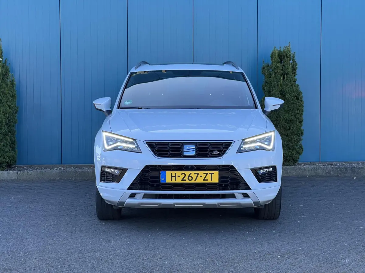 1.5 TSI FR DSG AUT. 150PK Business Intense PANO | CARPLAY | 360°CAM | TREKH. | ELEK.A.KLEP