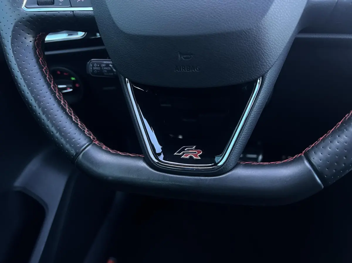 1.5 TSI FR DSG AUT. 150PK Business Intense PANO | CARPLAY | 360°CAM | TREKH. | ELEK.A.KLEP