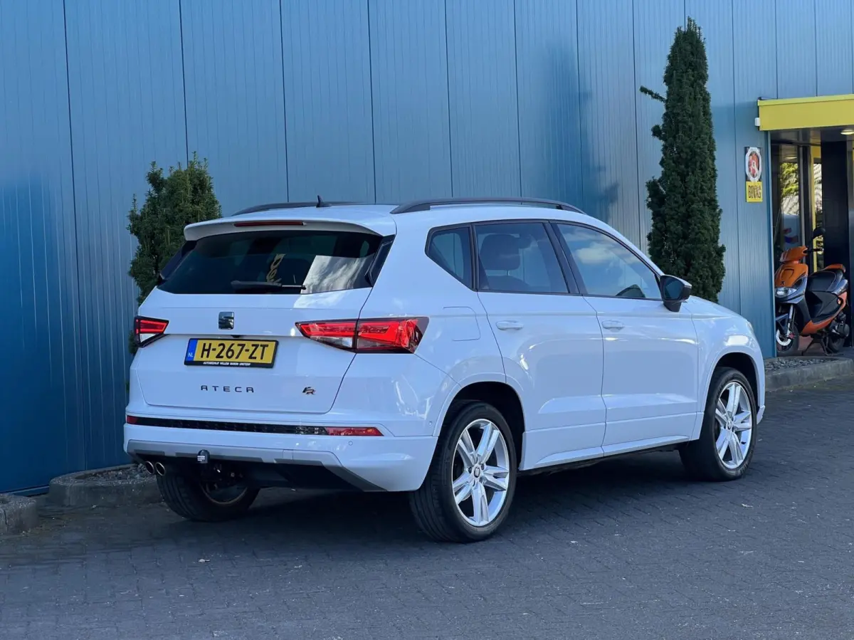 1.5 TSI FR DSG AUT. 150PK Business Intense PANO | CARPLAY | 360°CAM | TREKH. | ELEK.A.KLEP