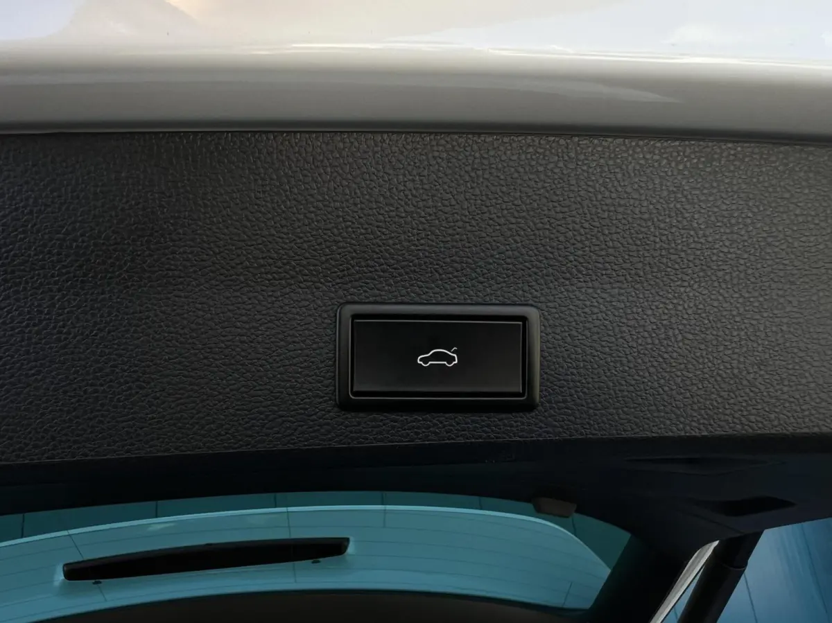 1.5 TSI FR DSG AUT. 150PK Business Intense PANO | CARPLAY | 360°CAM | TREKH. | ELEK.A.KLEP