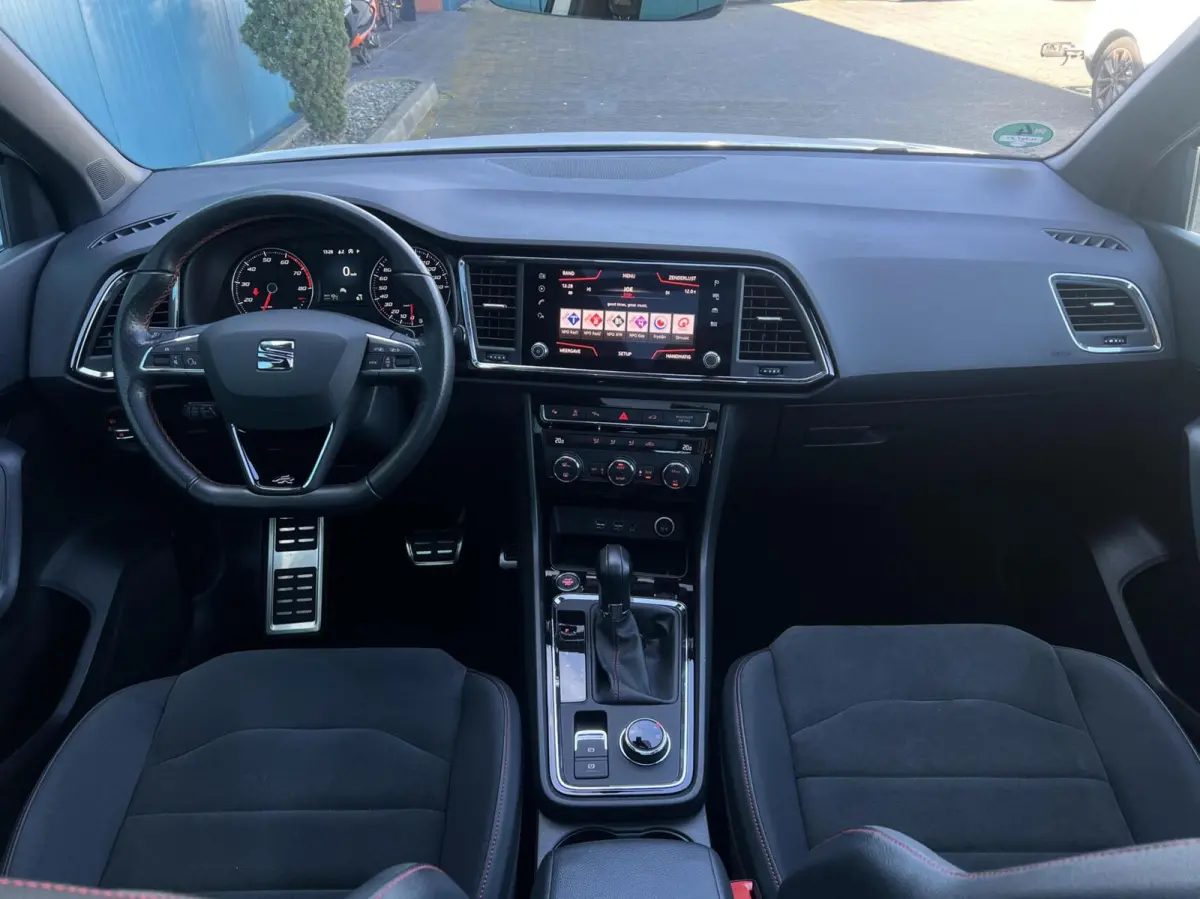 1.5 TSI FR DSG AUT. 150PK Business Intense PANO | CARPLAY | 360°CAM | TREKH. | ELEK.A.KLEP