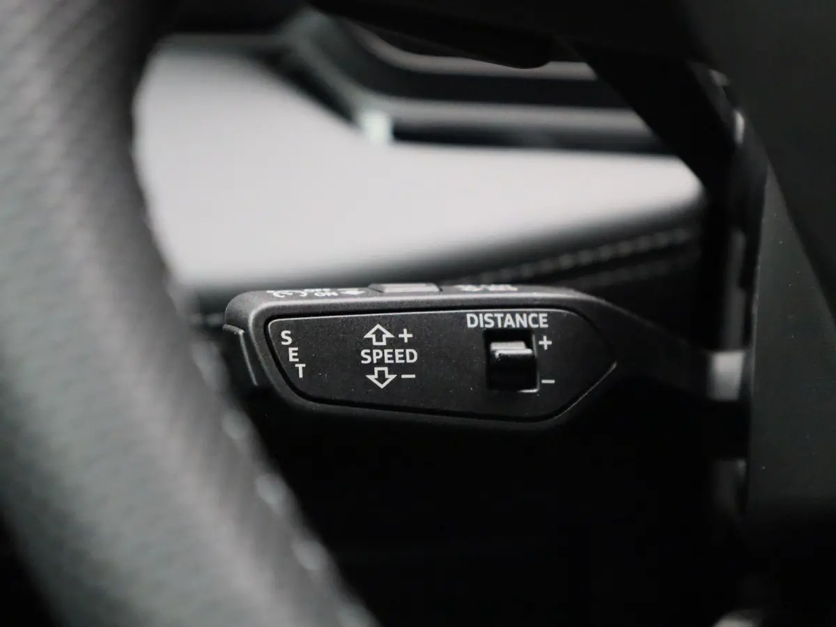 S edition 83 kWh