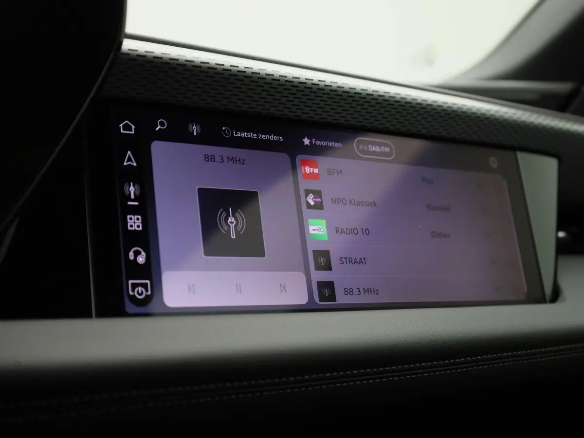 S edition 83 kWh