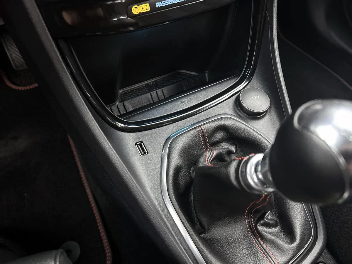 1.0 EcoBoost ST-Line X | B&O Premium Audio | LED | Parkeersensoren | Apple CarPlay/Android | 1e Eigenaar!
