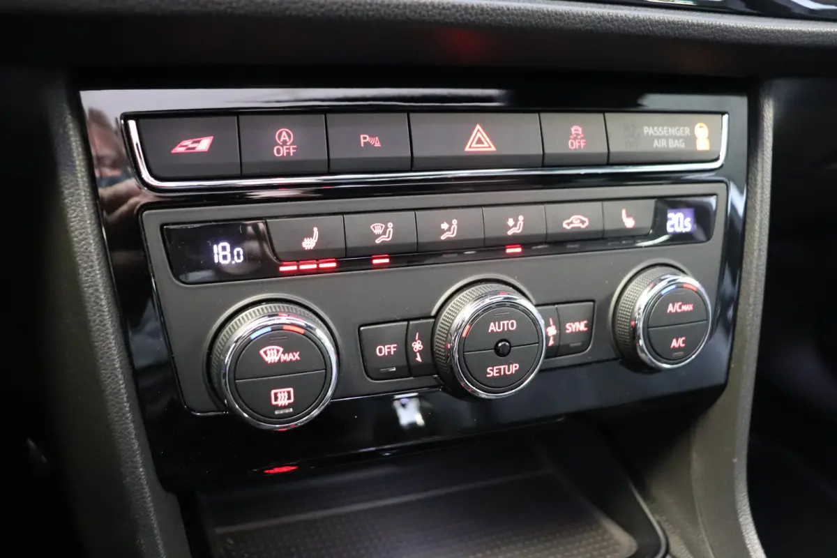 2.0 TSI CUPRA 300 Automaat. Panoramadak.
