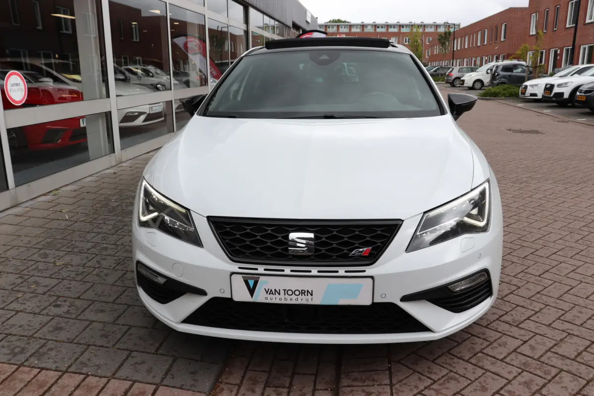 2.0 TSI CUPRA 300 Automaat. Panoramadak.