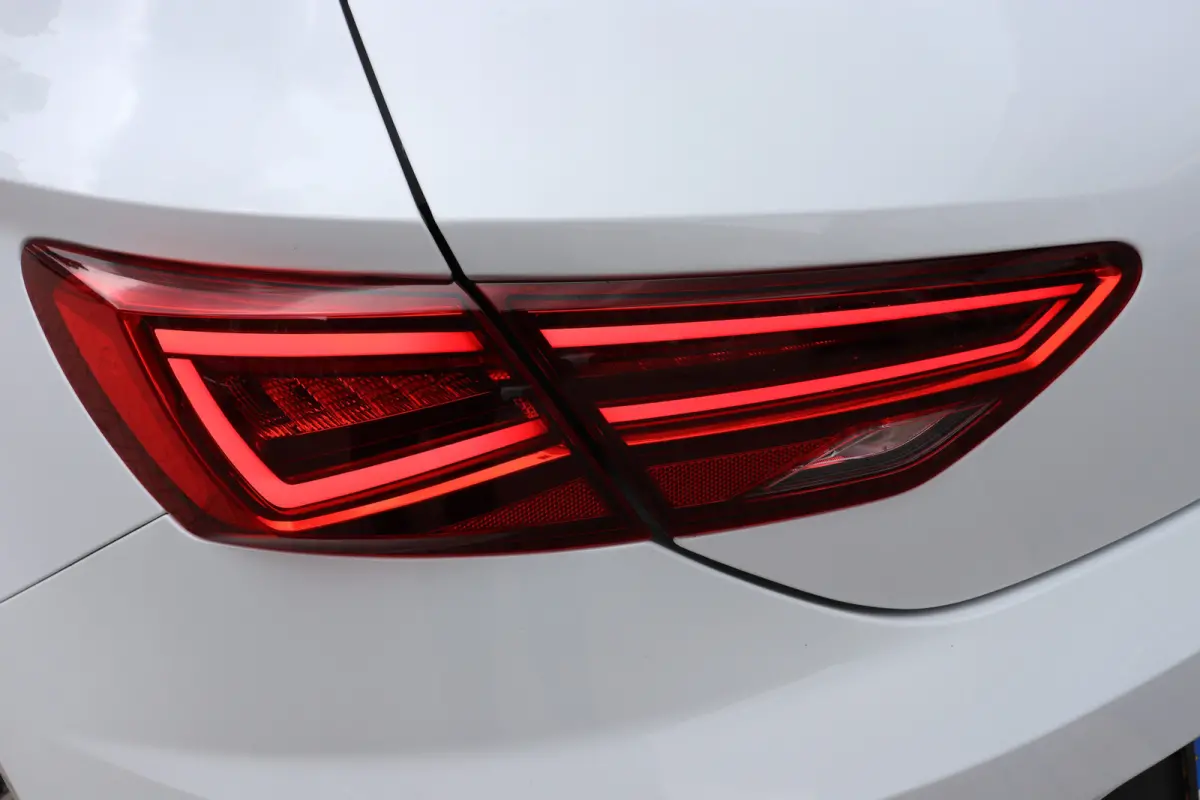 2.0 TSI CUPRA 300 Automaat. Panoramadak.