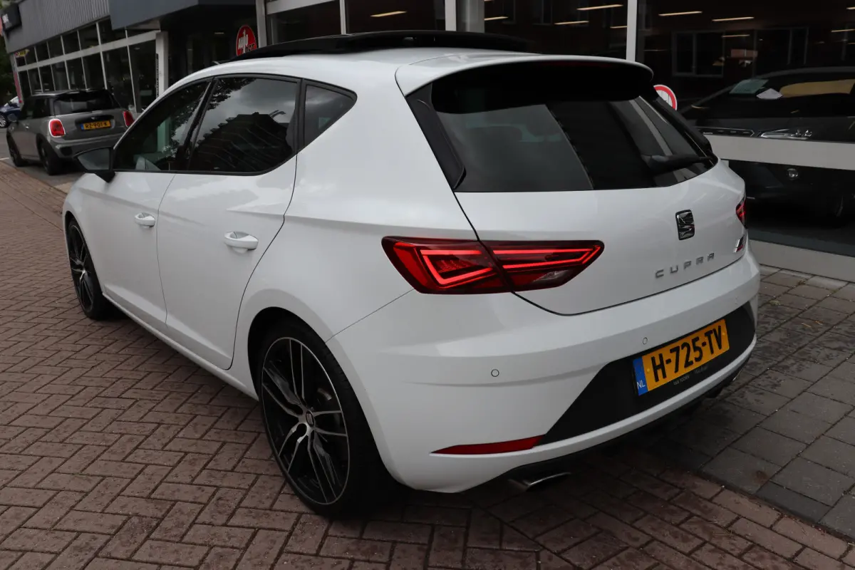 2.0 TSI CUPRA 300 Automaat. Panoramadak.