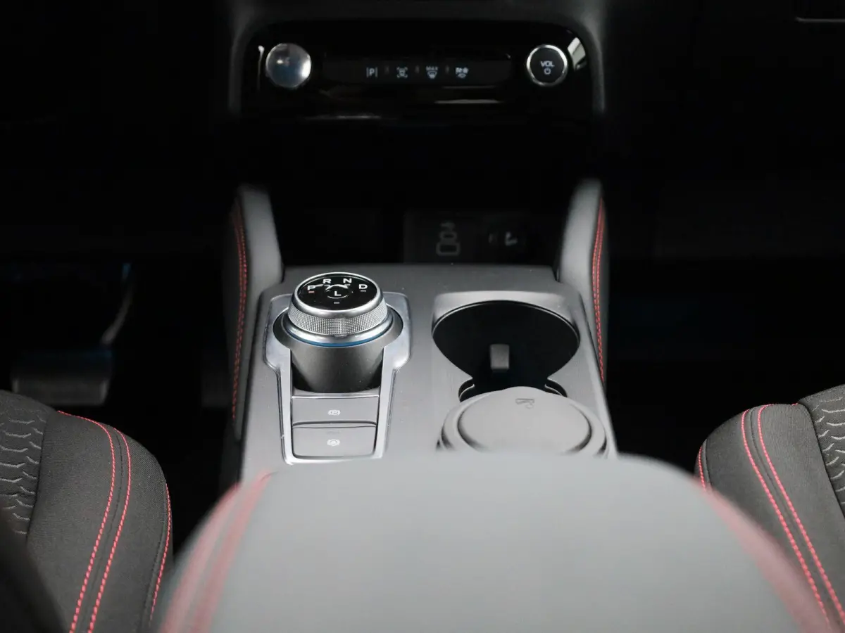 2.5 PHEV ST-Line Aut. | Navigatie | Cruise | Climate control | Draadloze Apple Carplay | Winterpack | Head Up Display |