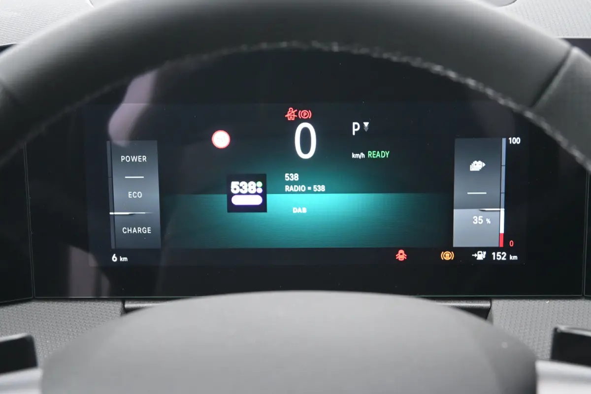 58 kWh Ultimate DEMO-DEAL! | Schuif-/Kanteldak | Alcantara | LED-Matrix | Elektr. Stoelen | Stuur/Stoelverwarming | 360 Camera | !!