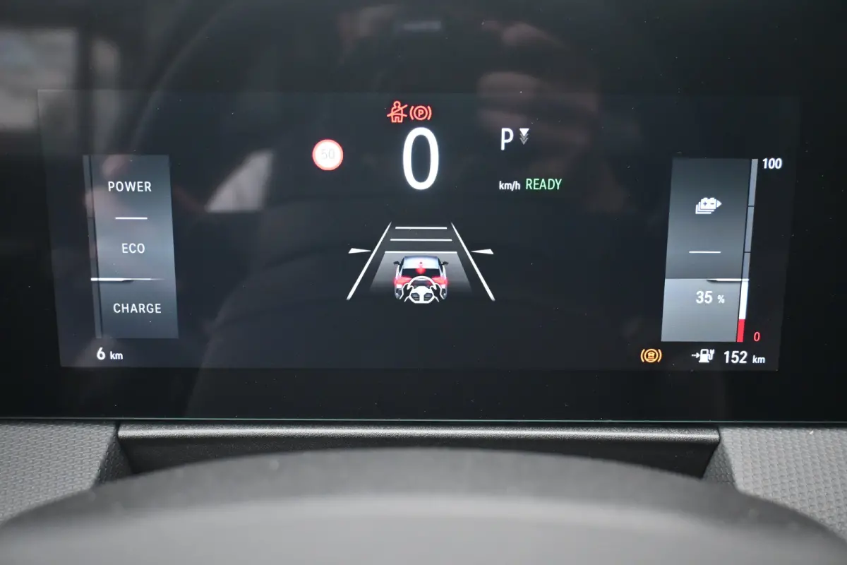58 kWh Ultimate DEMO-DEAL! | Schuif-/Kanteldak | Alcantara | LED-Matrix | Elektr. Stoelen | Stuur/Stoelverwarming | 360 Camera | !!