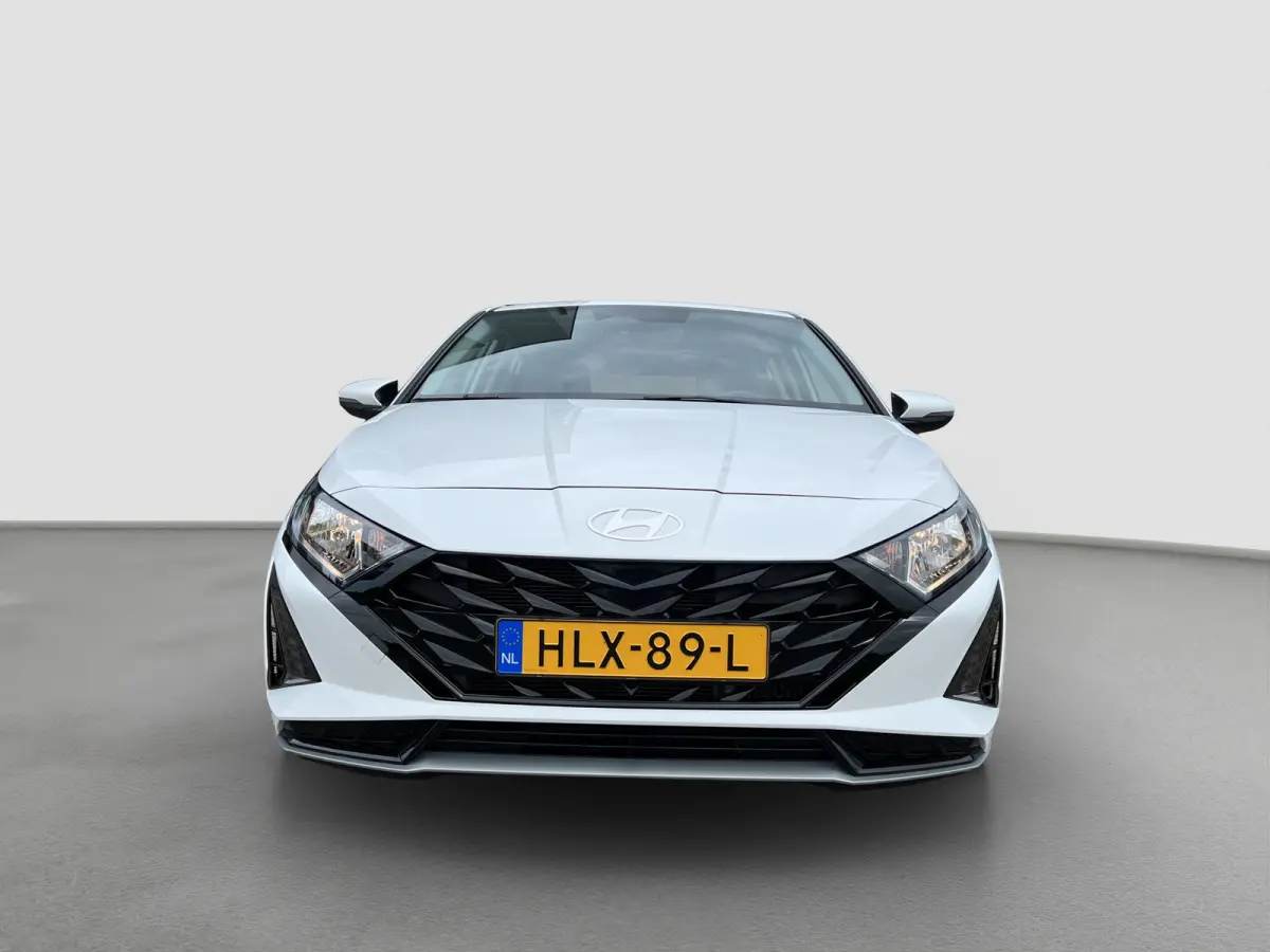 1.0 T-GDI 100pk Comfort | Airco | Camera | Carplay | Cruise control | Dodehoek detectie | Navigatie | Parkeersensoren | Digitaal cockpit | Lichtmetalen velgen