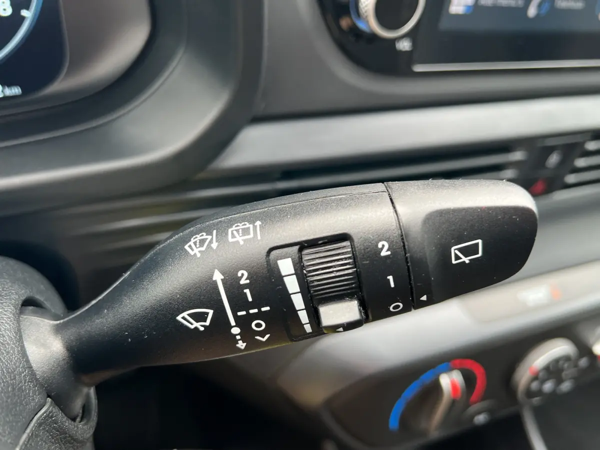 1.0 T-GDI 100pk Comfort | Airco | Camera | Carplay | Cruise control | Dodehoek detectie | Navigatie | Parkeersensoren | Digitaal cockpit | Lichtmetalen velgen