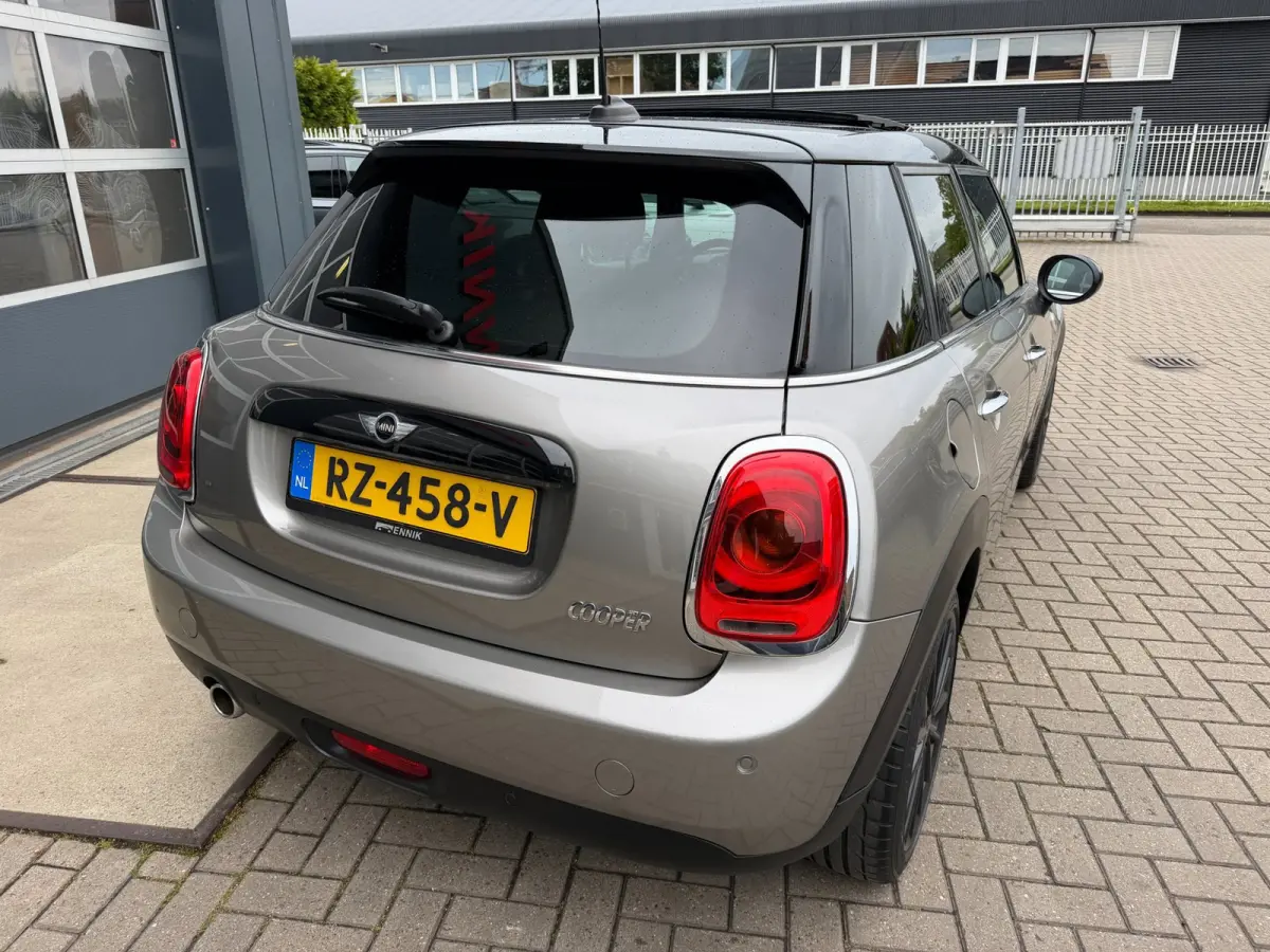 Mini 1.5 Chili Serious Business / Works / Pano / H&K / Led / Sportleder / Cruise .