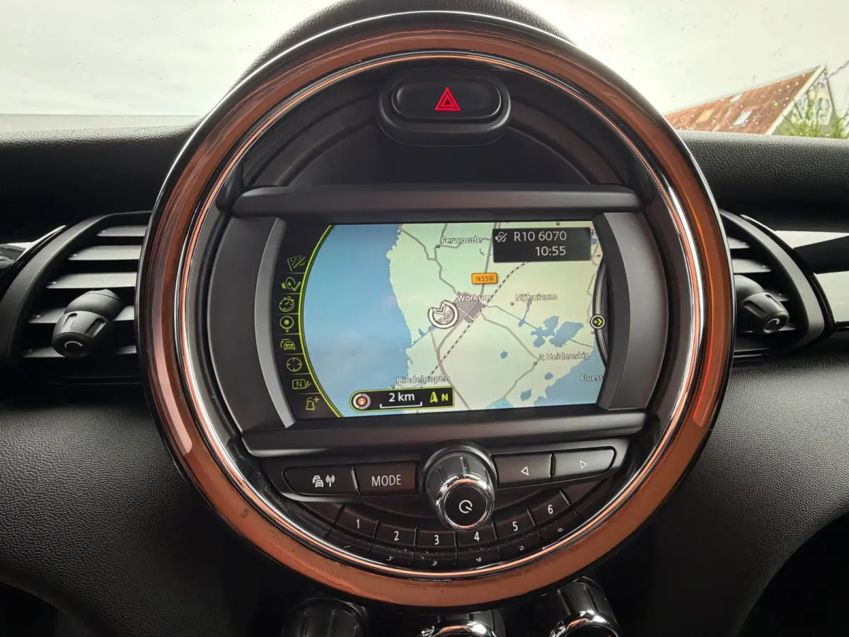 Mini 1.5 Chili Serious Business / Works / Pano / H&K / Led / Sportleder / Cruise .