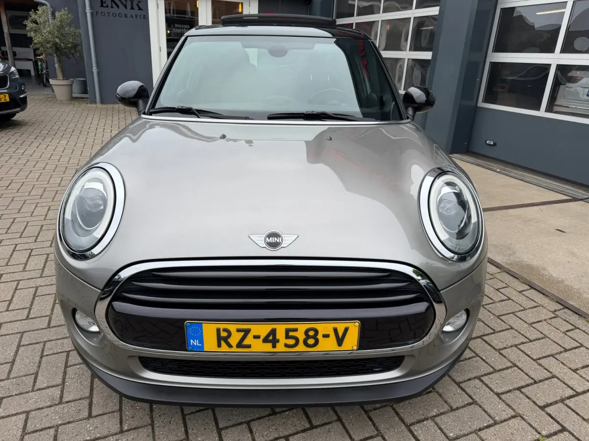 Mini 1.5 Chili Serious Business / Works / Pano / H&K / Led / Sportleder / Cruise .