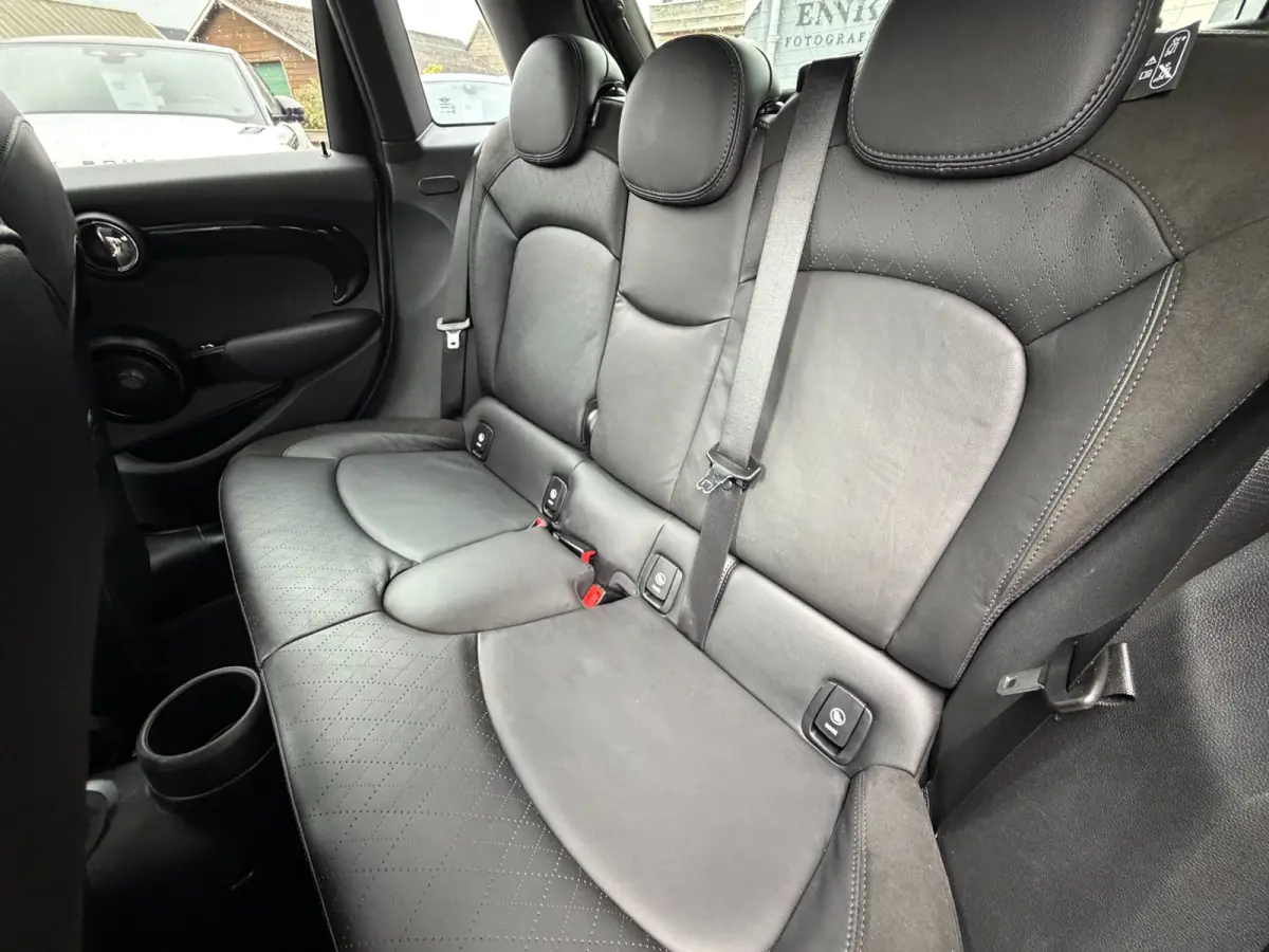 Mini 1.5 Chili Serious Business / Works / Pano / H&K / Led / Sportleder / Cruise .