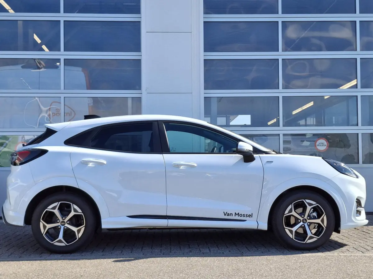 1.0 EcoBoost ST-Line | Winter Pack | Comfort Pack | Cruise Control | Elektrische Achterklep | Keyless Entry+Go | Achteruitcamera | 17'' LMV | Full LED |