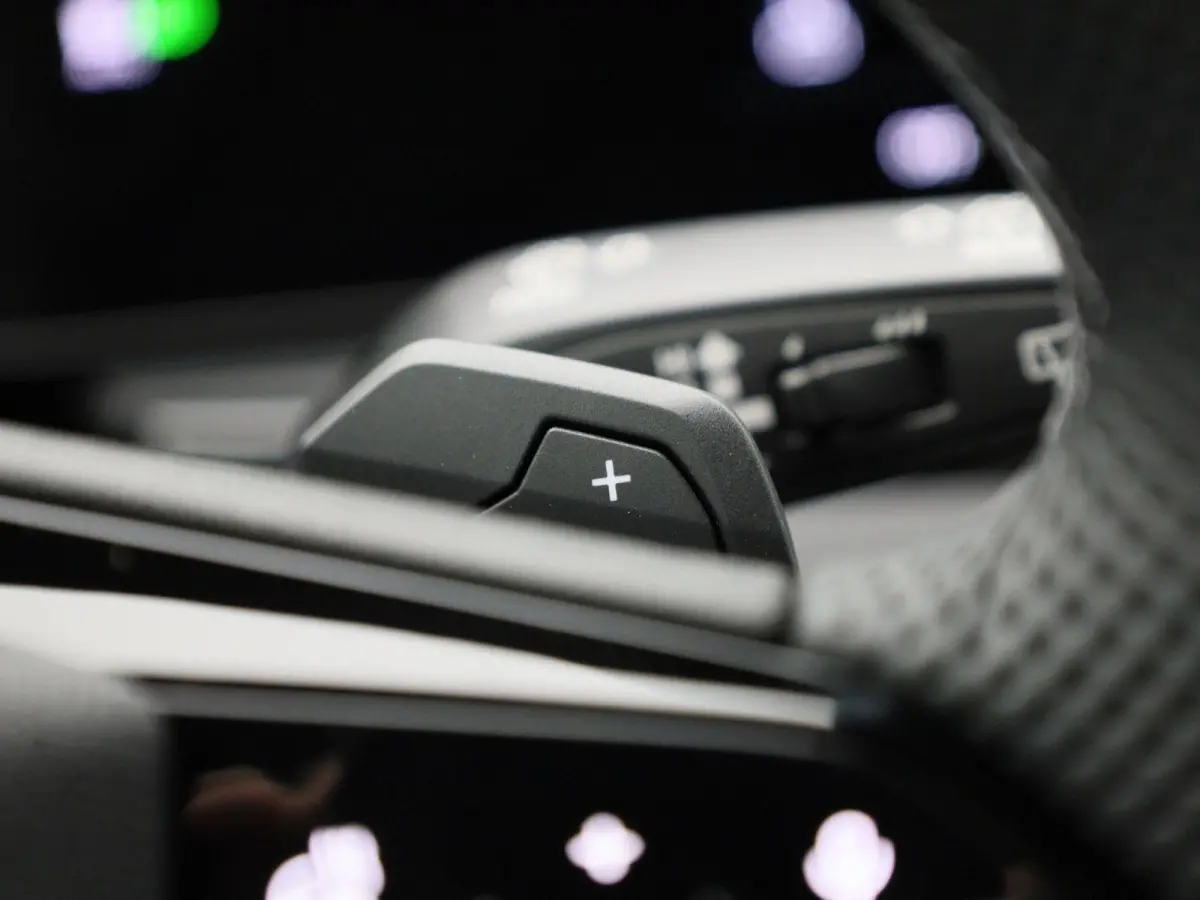 2.0 e-hybrid quattro S Competition 367 PK | Panoramadak | Bang & Olufsen | luchtvering | omgevingcamera's | Bijrijderscherm |