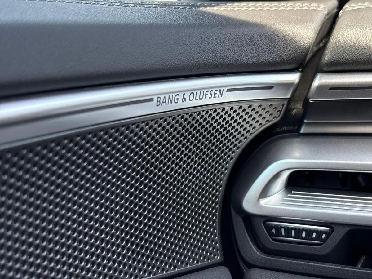 2.0 e-hybrid quattro S edition Competition | Luchtvering | Bang & Olufsen | Trekhaak |  Stoelverwarming |