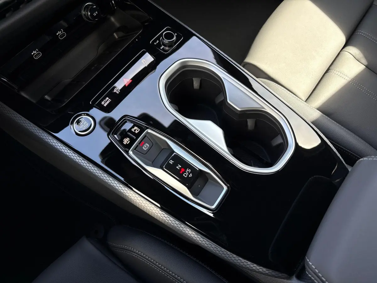 2.0 e-hybrid quattro S edition Competition | Luchtvering | Bang & Olufsen | Trekhaak |  Stoelverwarming |