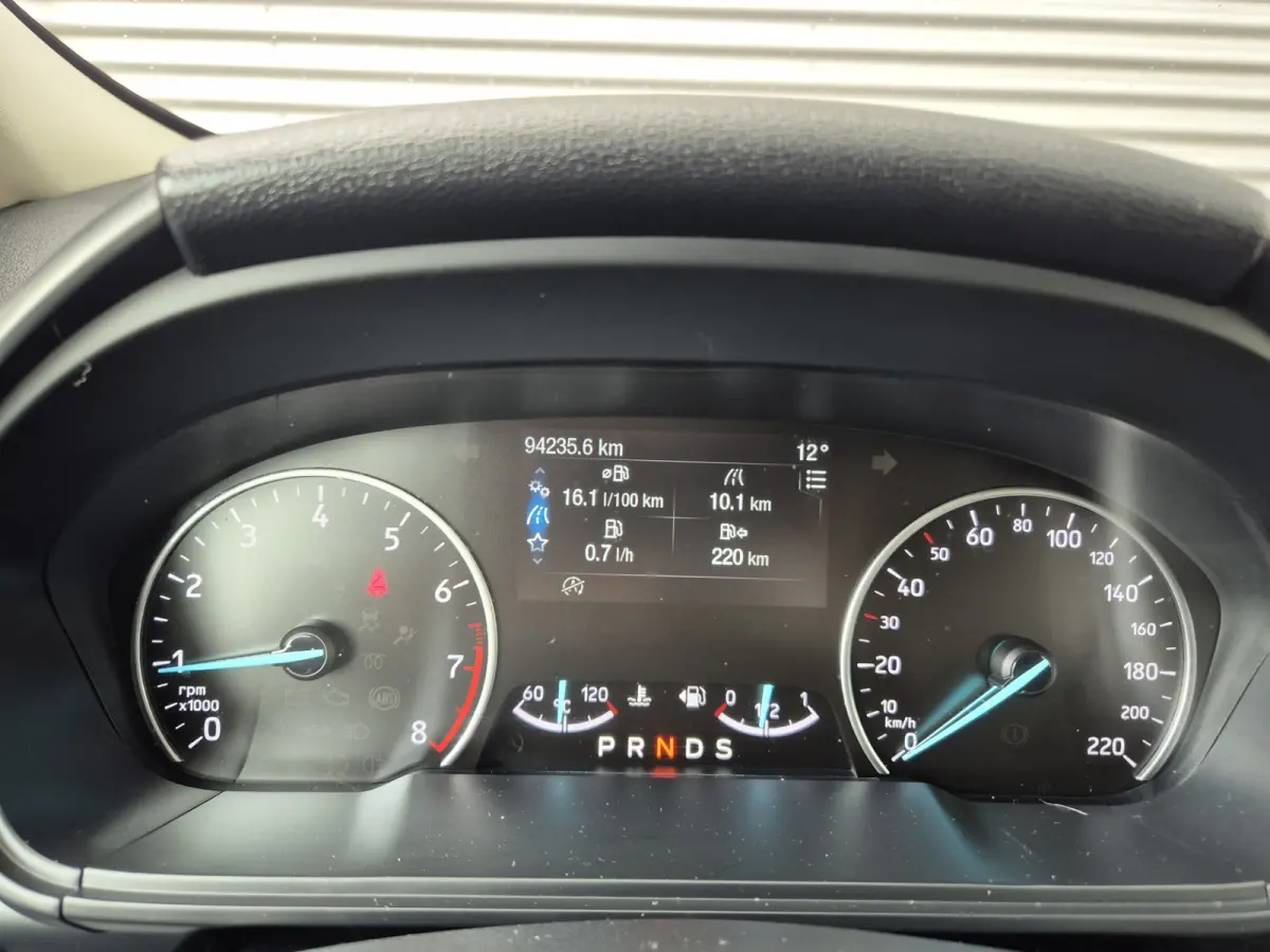 1.0 EcoBoost Titanium,Automaat,Navigatie,stoel-stuur-voorruit verwarming,schuifdak