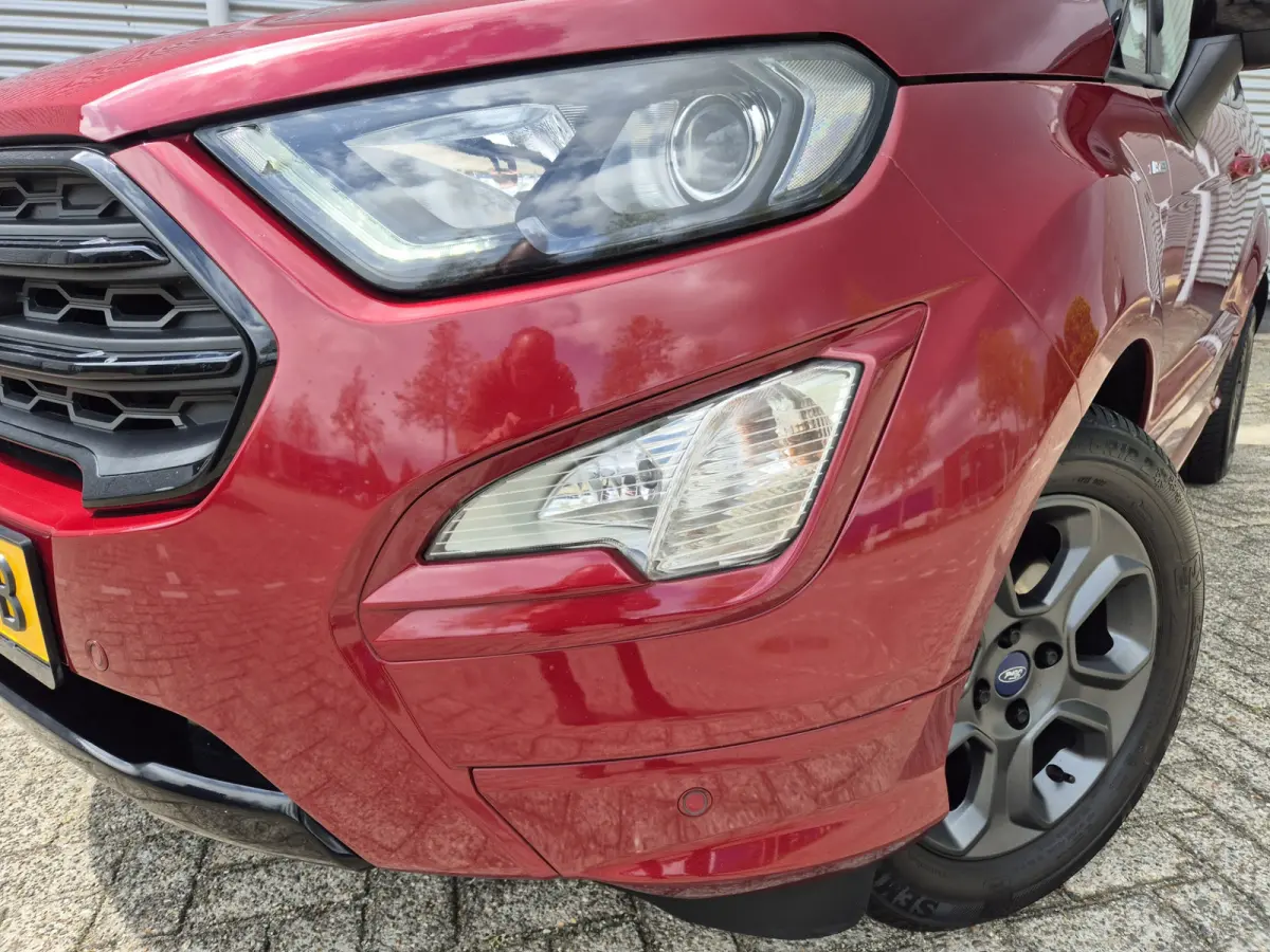1.0 EcoBoost Titanium,Automaat,Navigatie,stoel-stuur-voorruit verwarming,schuifdak