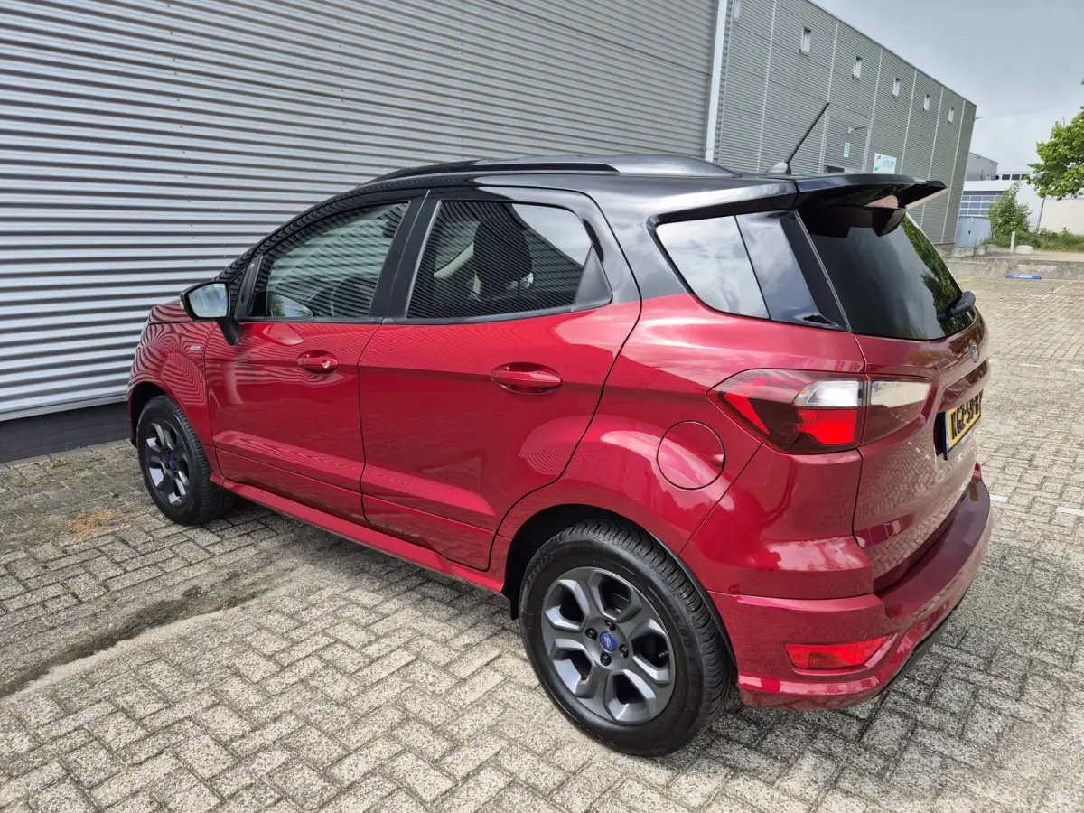 1.0 EcoBoost Titanium,Automaat,Navigatie,stoel-stuur-voorruit verwarming,schuifdak