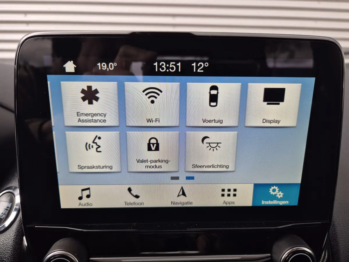 1.0 EcoBoost Titanium,Automaat,Navigatie,stoel-stuur-voorruit verwarming,schuifdak