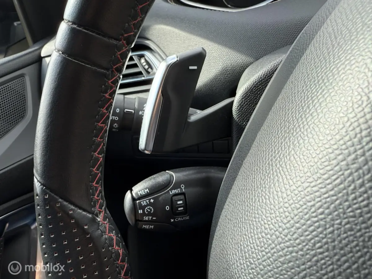 1.2 PureTech GT-line AUTOMAAT | LED