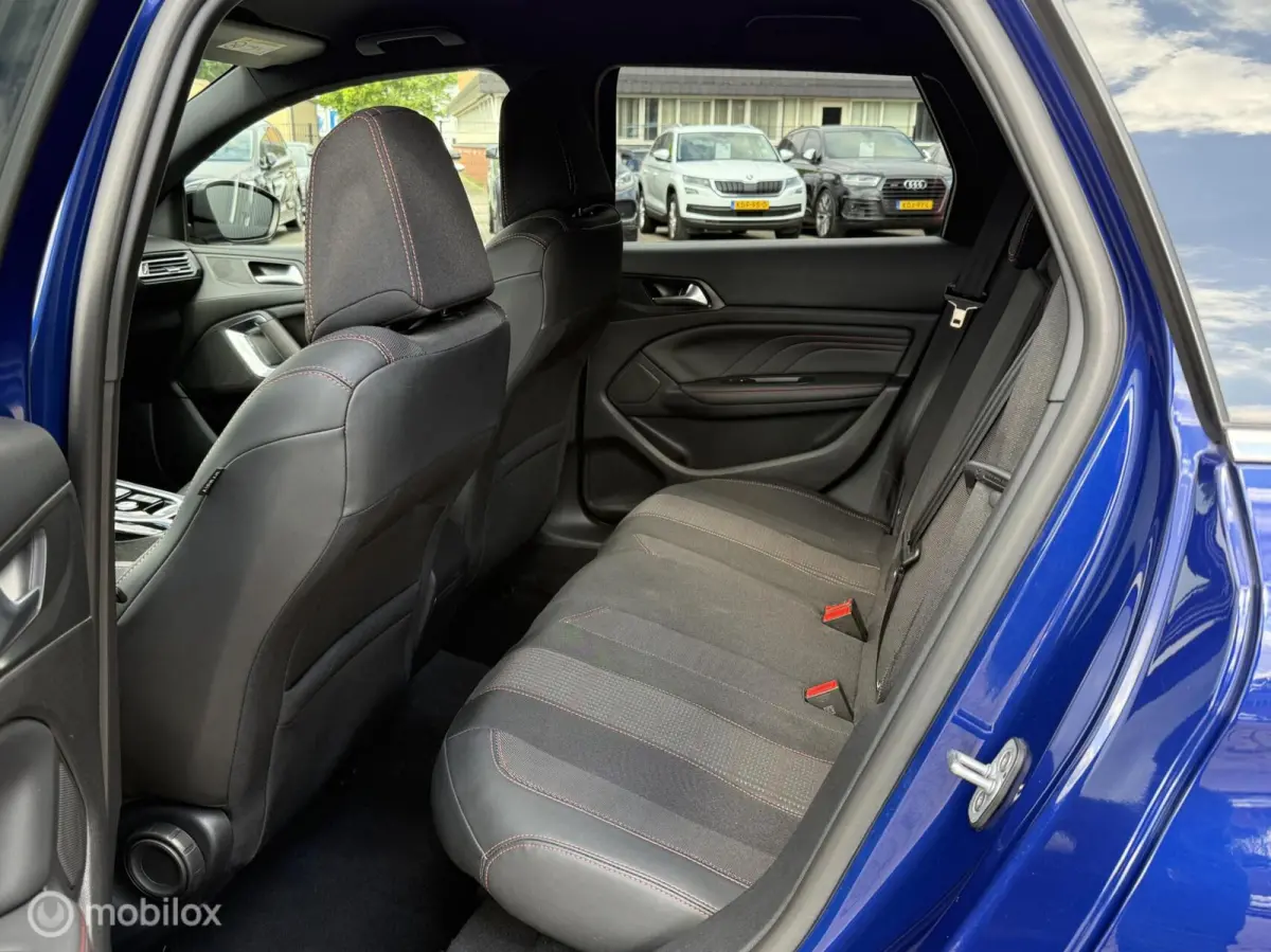1.2 PureTech GT-line AUTOMAAT | LED