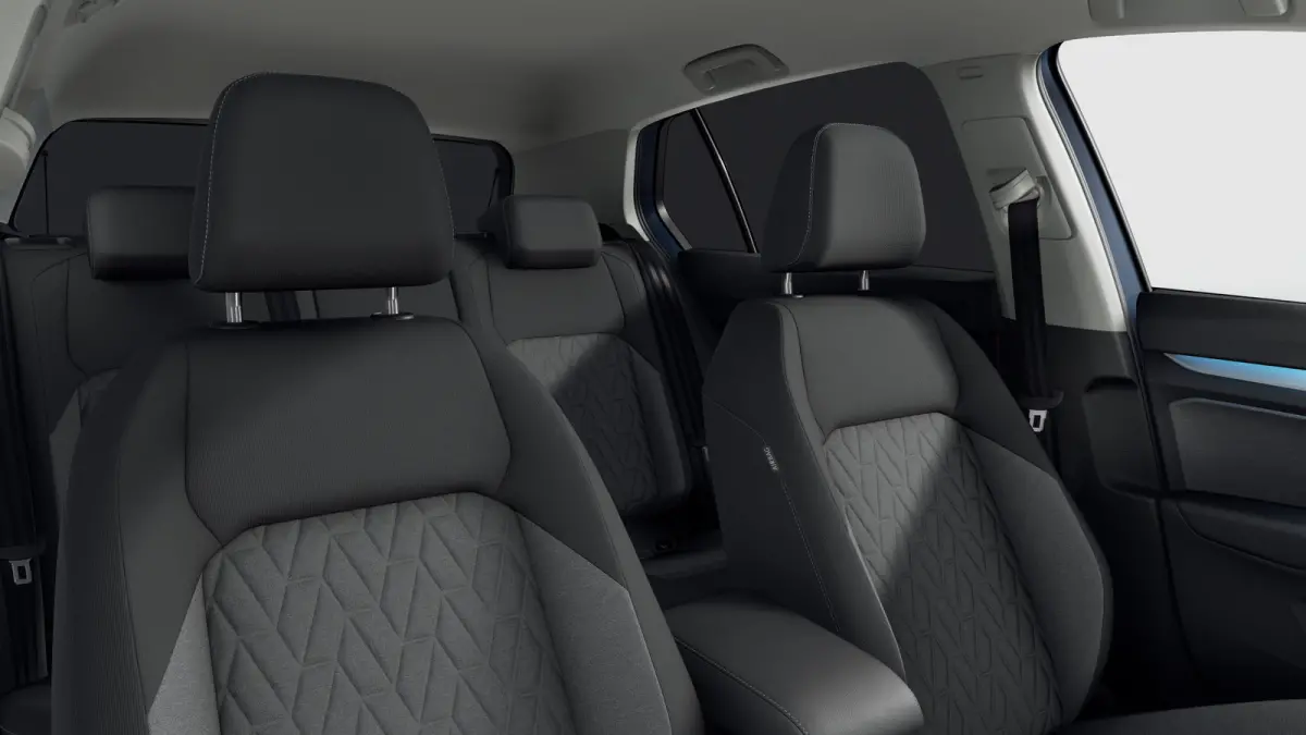 1.5 eHybrid Life Edition 204PK | Apple carplay | Adaptieve cruis control | Dodehoek sensoren | Stuur en Stoelverwarming | Achteruitrij camera | Climate controle 3 zones | Keyless | 18" inch 
