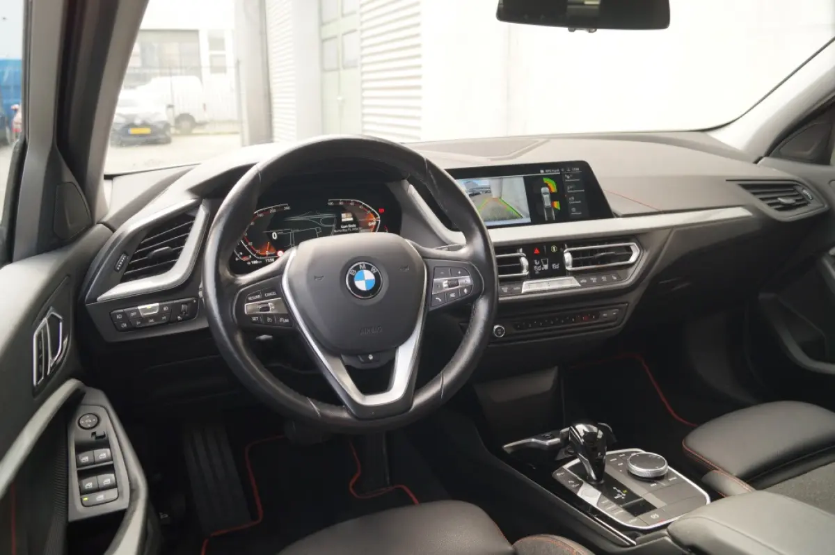 118i Sportline Business Edition -PANO-ECC-CAM-PDC-