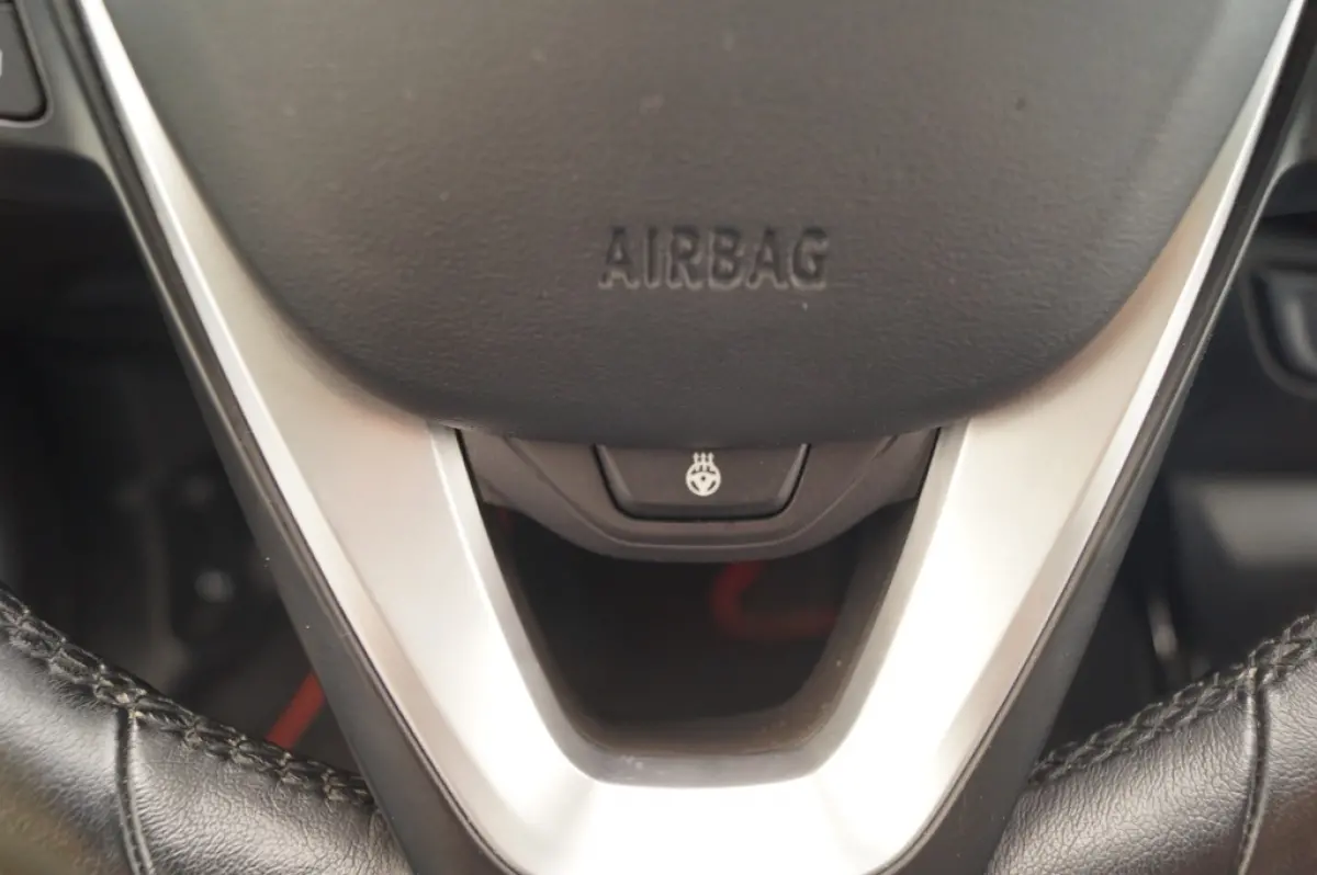 118i Sportline Business Edition -PANO-ECC-CAM-PDC-