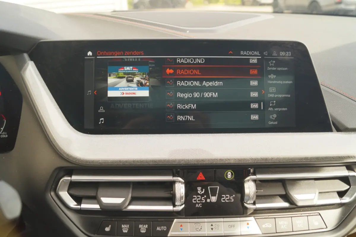 118i Sportline Business Edition -PANO-ECC-CAM-PDC-