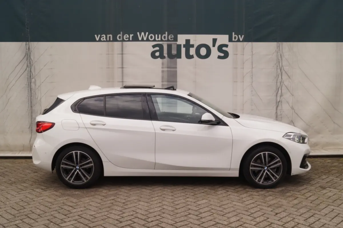 118i Sportline Business Edition -PANO-ECC-CAM-PDC-