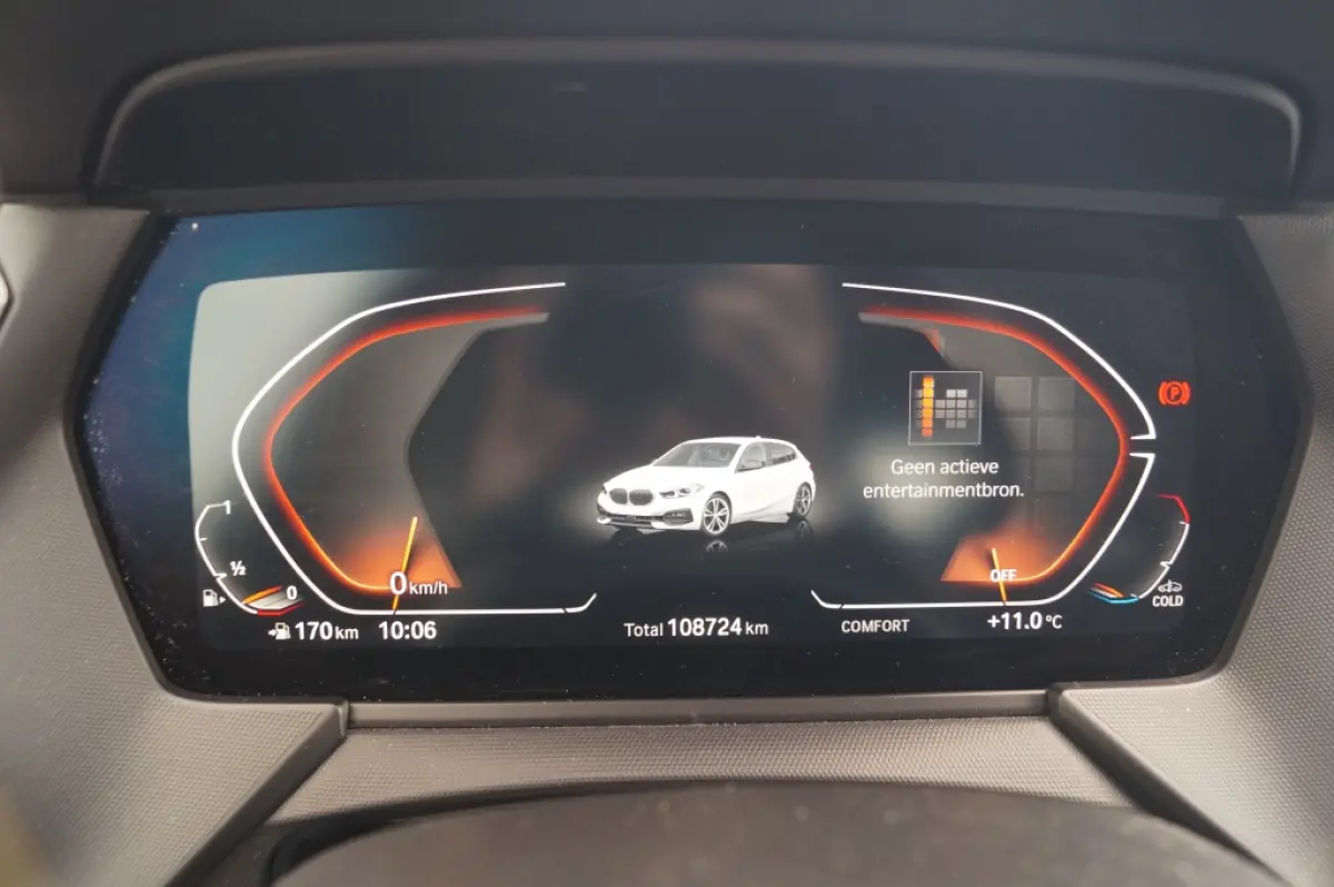 118i Sportline Business Edition -PANO-ECC-CAM-PDC-