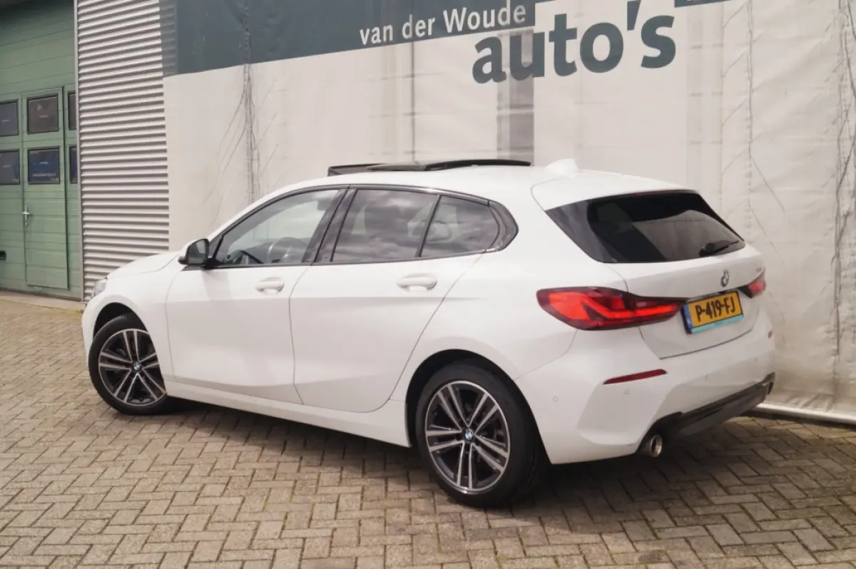 118i Sportline Business Edition -PANO-ECC-CAM-PDC-
