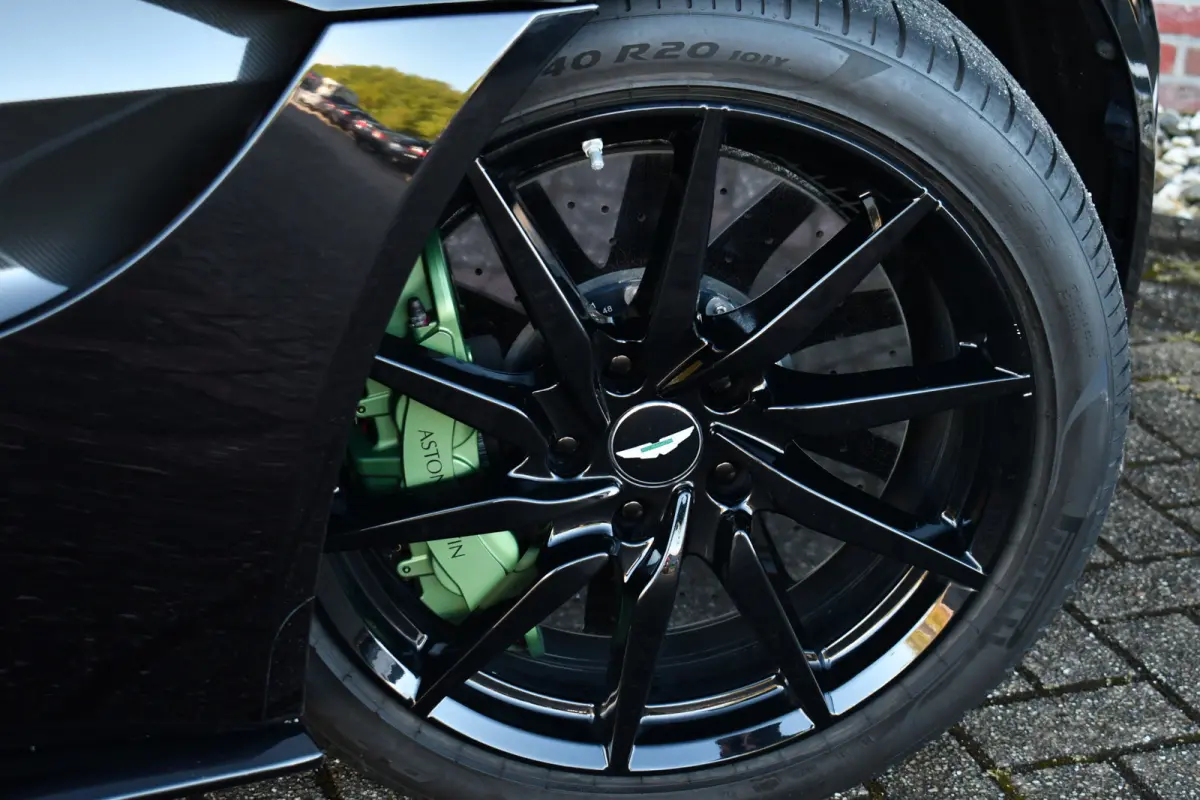 4.0 Carbon-ext | Ceramic-brakes | 26dkm