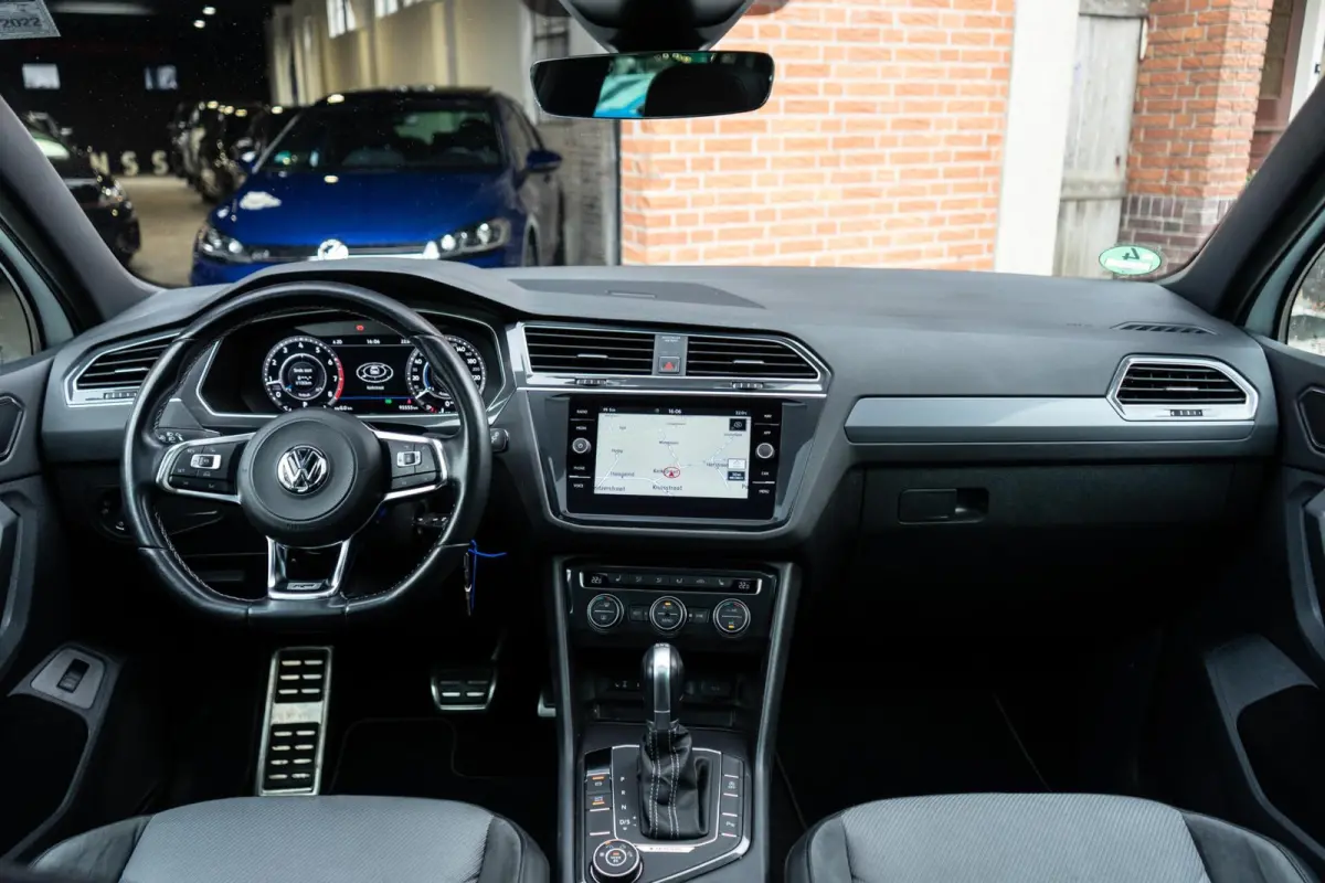 2.0 TSI 4Motion R-Line Pano / 360 / Trekhaak