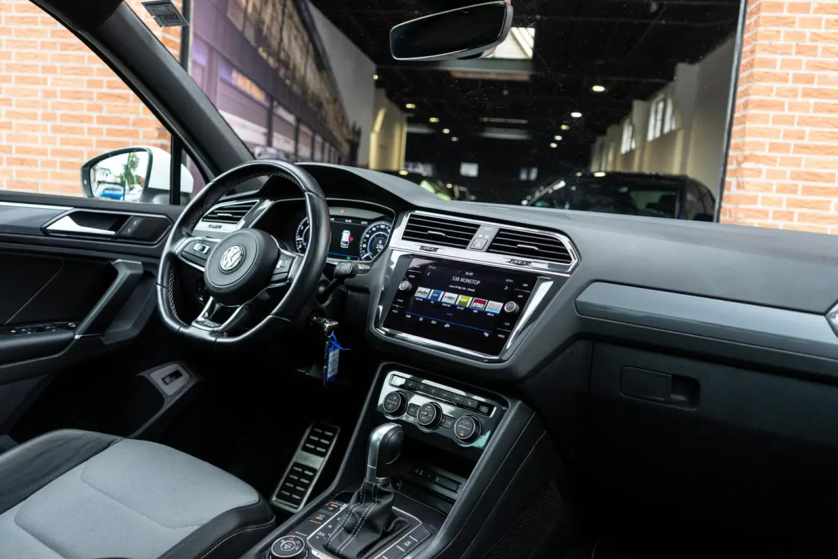 2.0 TSI 4Motion R-Line Pano / 360 / Trekhaak